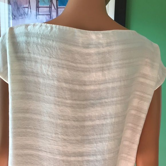 🌸🌸Ann Taylor Loft Short Sleeved Top🌸🌸 - Picture 5 of 8